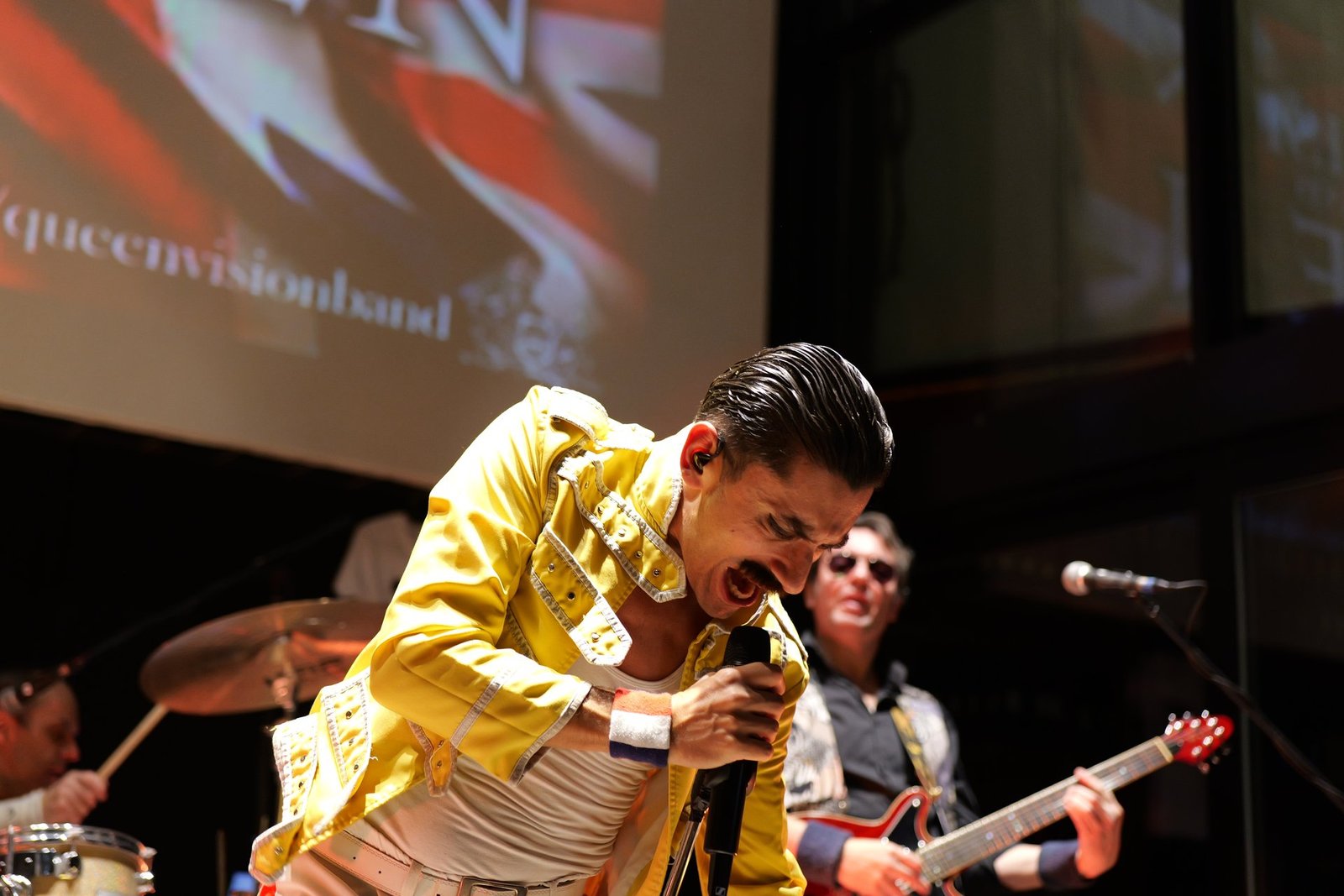 Queen Vision Band - Tributo ai Queen