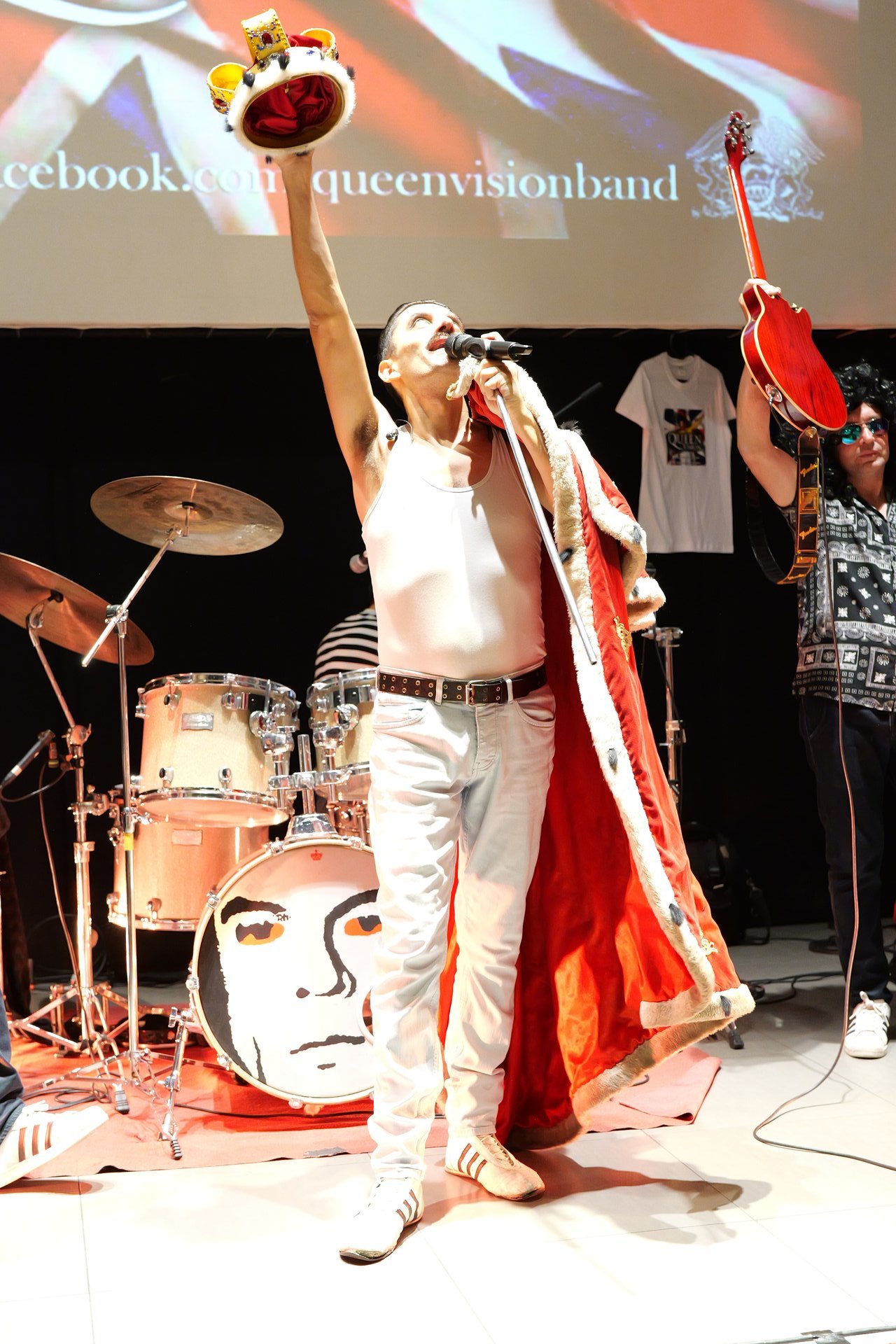 Queen Vision Band - Tributo ai Queen - Momento dell'evento Queen Vision Band - Tributo ai Queen all'Osteria Passatelli - Foto 42